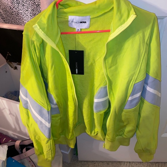 NWT Fashion Nova zip up jacket with pockets! LIME - Picture 8 of 8
